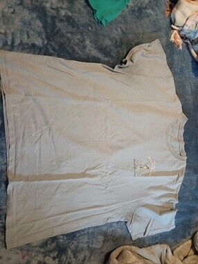 Classic Short-Sleeve Men's T-Shirt in Light Gray
